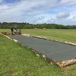 Les Cabanes De Hébergement de vacances *