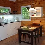 Hébergement de vacances Les Cabanes De Rouffignac-Saint-Cernin-de-Reilhac