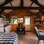 Hébergement de vacances Les Cabanes De *