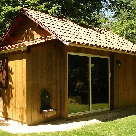 Les Cabanes De *