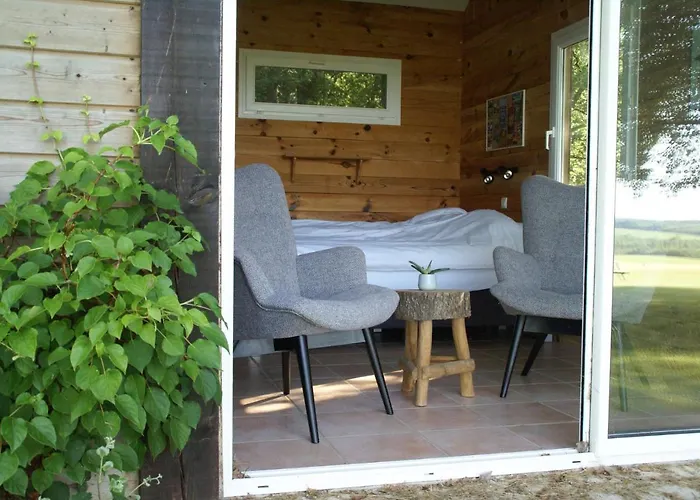 Hébergement de vacances Les Cabanes De Rouffignac-Saint-Cernin-de-Reilhac