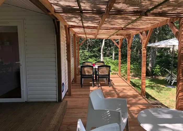 Hébergement de vacances Les Cabanes De