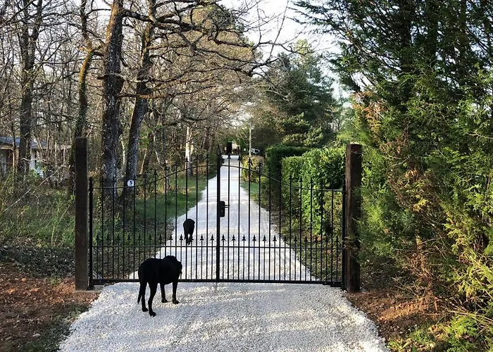 Hébergement de vacances Les Cabanes De