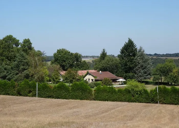 Les Cabanes De Hébergement de vacances