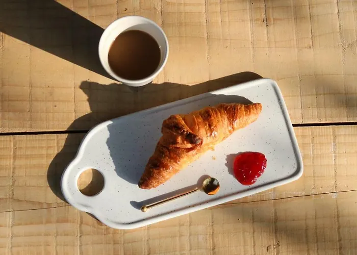 Les Cabanes De Rouffignac-Saint-Cernin-de-Reilhac